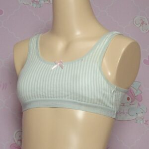 Z3811☆お下がり品☆スポーツブラ☆女の子