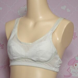 Z4125☆☆ティーンズスポーツブラ☆Sサイズ☆女の子