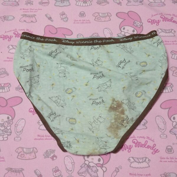 7301☆☆pooh☆Mサイズ☆ コットン　ジュニア　ショーツ