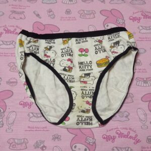 7108☆HelloKitty☆150サイズ☆コットン　ジュニア　ショーツ