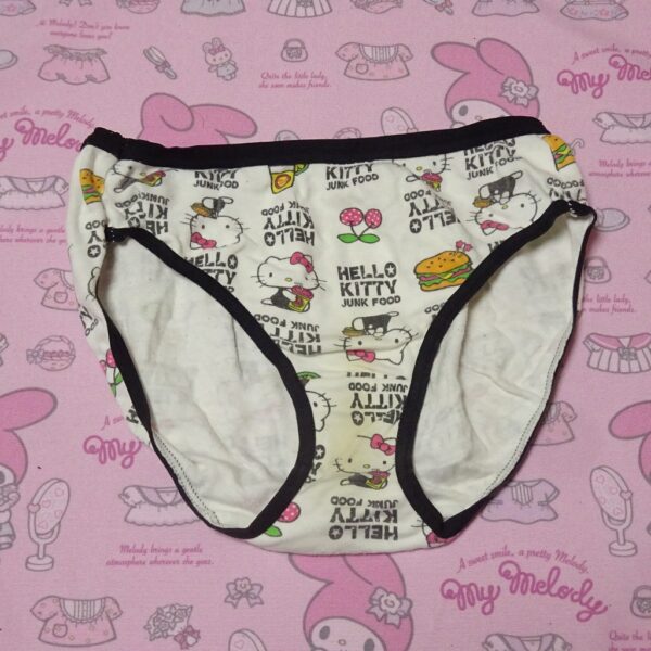 7108☆HelloKitty☆150サイズ☆コットン　ジュニア　ショーツ
