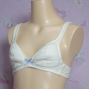 Z4190☆☆ティーンズスポーツブラ☆A65サイズ☆女の子