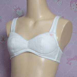 Z4197☆☆ティーンズスポーツブラ☆Sサイズ☆女の子