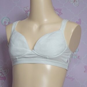 Z4200☆☆ティーンズスポーツブラ☆B65サイズ☆女の子