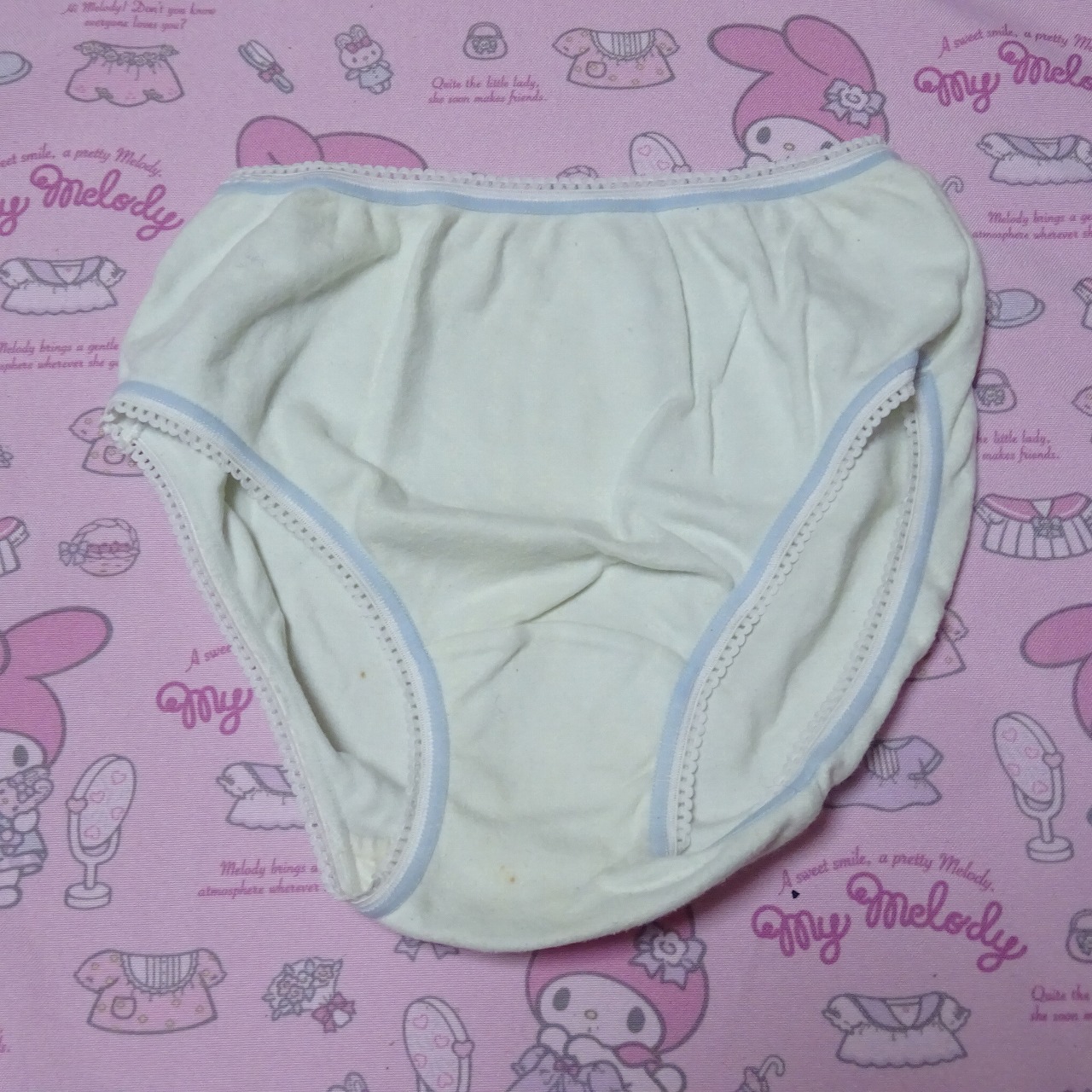 7651☆☆Mサイズ相当☆ コットン ジュニア ショーツ - 画像 (3)