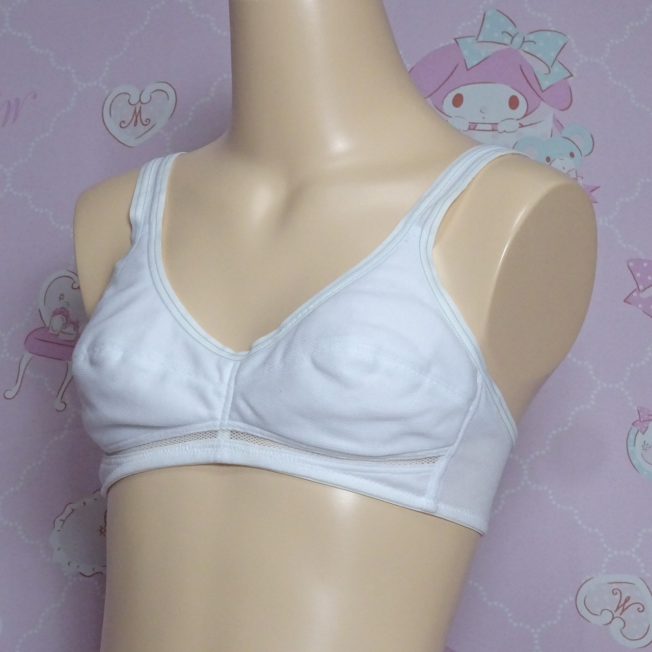 Z4222☆☆ティーンズスポーツブラ☆B70サイズ☆女の子