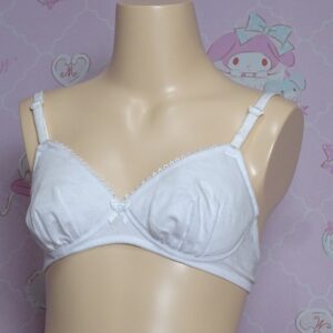 Z4282☆☆ティーンズブラ☆C65☆女の子