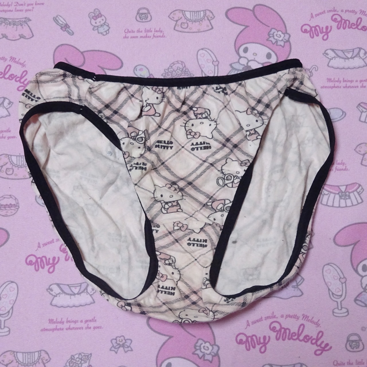 7661☆Hallokitty☆Mサイズ☆ コットン ジュニア ショーツ - 画像 (2)