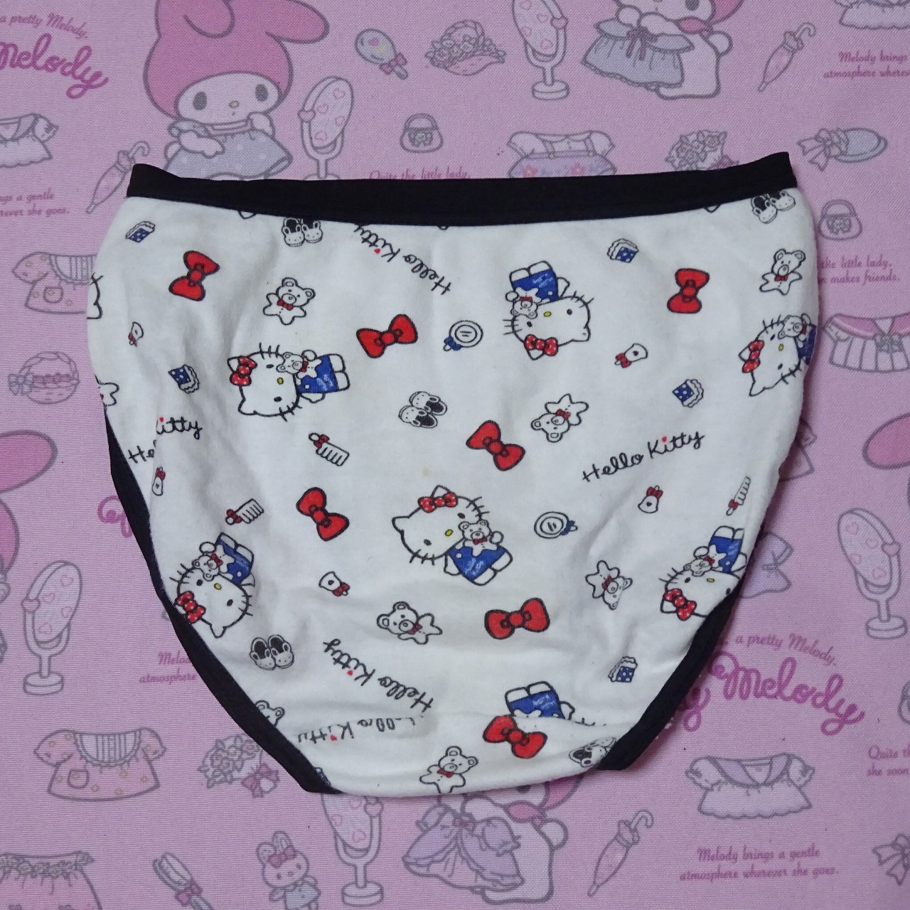 7698☆HelloKitty☆140サイズ☆コットン ジュニア ショーツ - 画像 (2)
