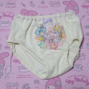 8164☆当時物 プリキュア 120cm ジュニア ショーツ 廃盤 希少モデル レトロ インナー 使用感・ゴム緩みあり 古着ならではの風合い