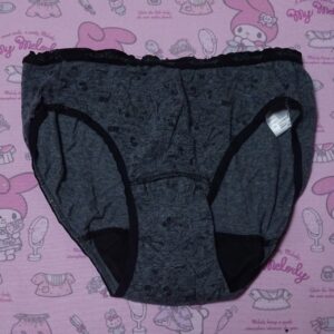 8241☆Disney☆Mサイズ☆コットン　ジュニア　ショーツ