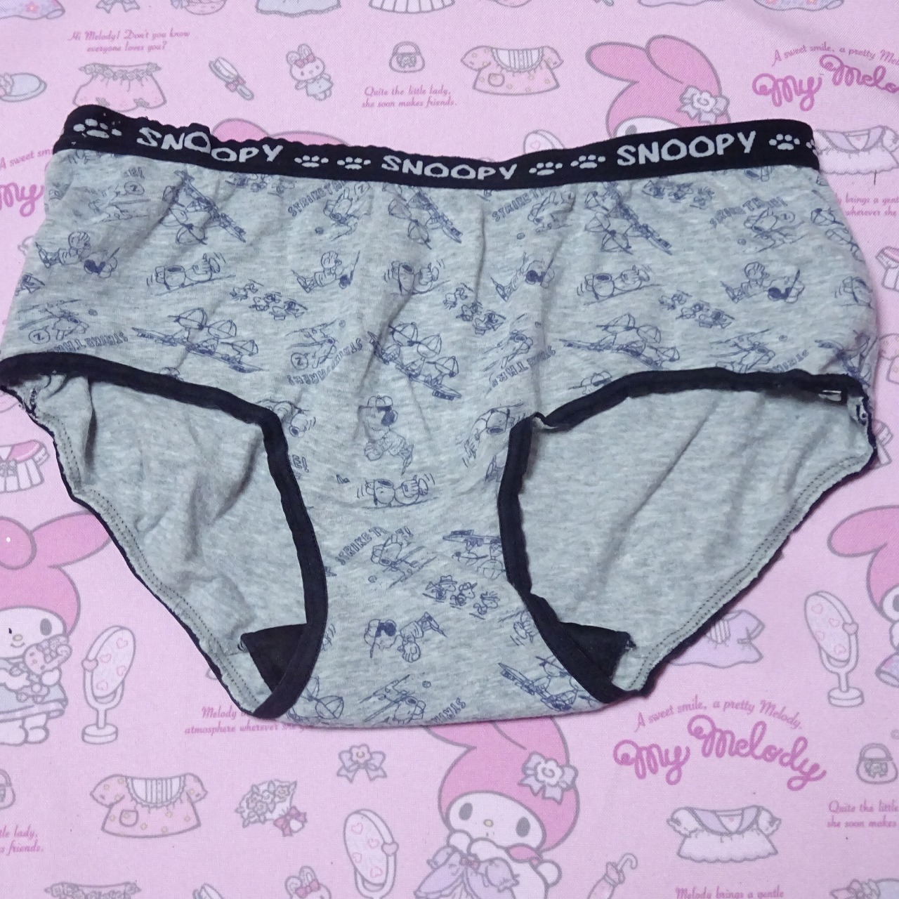 8251 【Mサイズ】スヌーピー ショーツ used グレー キャラクター 中古販売 女児向け古着 1点もの