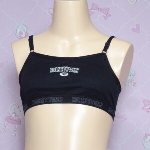 8275☆☆スポーツブラ☆１5０サイズ☆女の子
