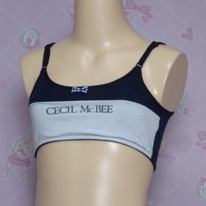 8274☆☆スポーツブラ☆１5０サイズ☆女の子