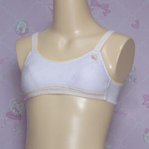 8270☆☆スポーツブラ☆１5０サイズ☆女の子