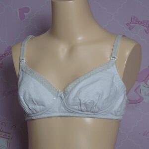 8494☆ティーンズブラ☆B75サイズ☆女の子