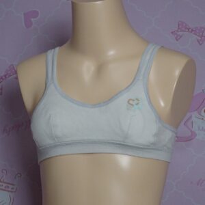 8493☆ティーンズスポーツブラ☆A60サイズ☆女の子