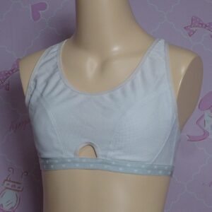 8491☆Wing☆記名あり☆ティーンズスポーツブラ☆CD(L)サイズ☆女の子