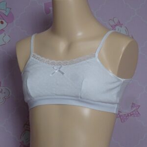 8465☆☆スポーツブラ☆１４０サイズ☆女の子