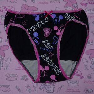 8580☆Disney Mサイズ相当☆ コットン　ジュニア　ショーツ