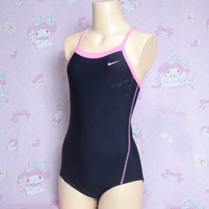 Z4303☆150サイズ　ジュニア　中古　スクール水着