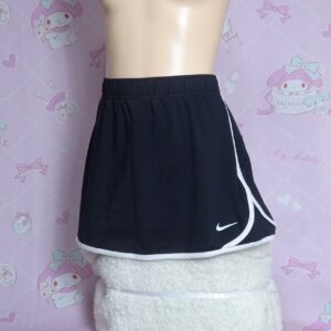 Z4319☆スコート NIKE 160 Mサイズ  テニススコート 中古