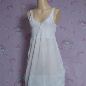 Z4343☆ジュニアスリップ 160サイズ  中古