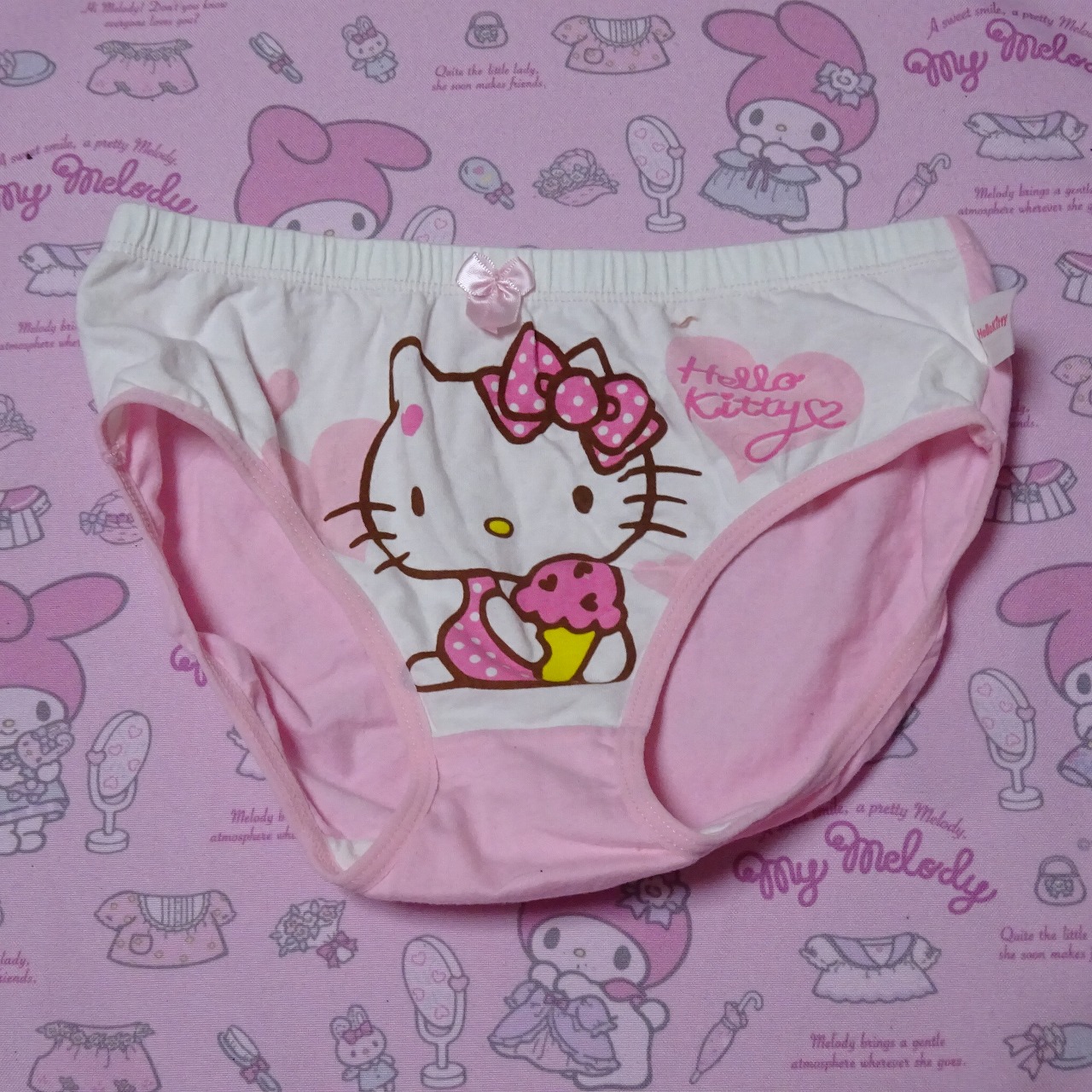 8763☆HelloKitty 150サイズ☆コットン ジュニア ショーツ