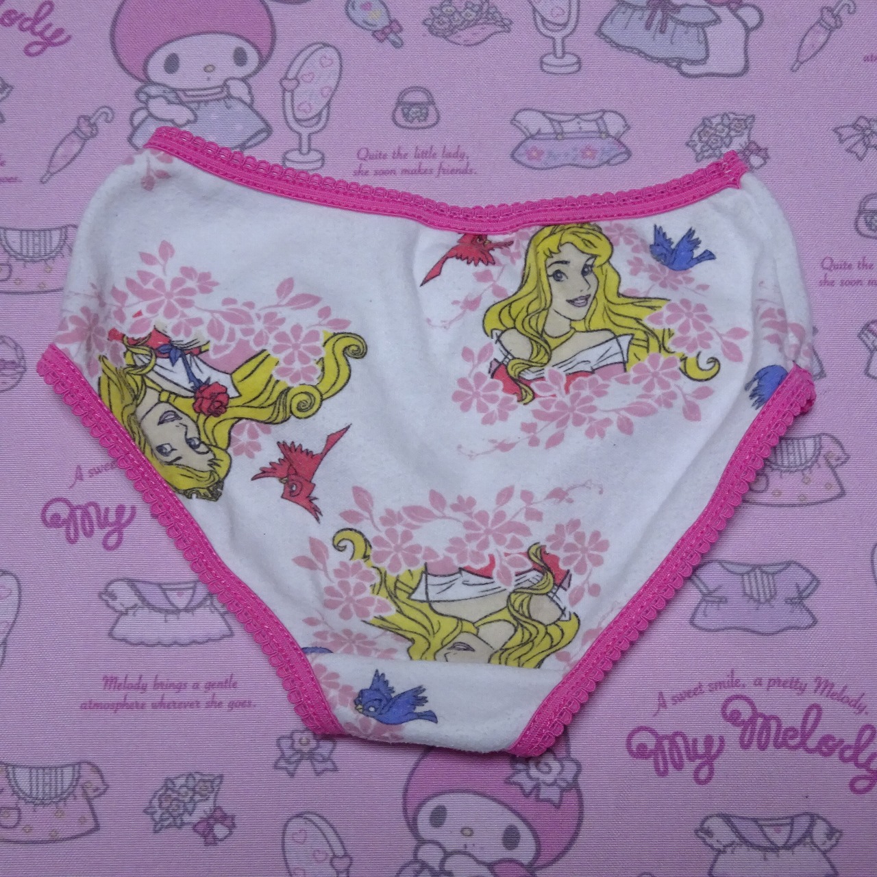 8756☆記名あり Disney 100サイズ相当☆コットン ジュニア ショーツ - 画像 (3)