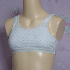 8839☆☆スポーツブラ☆１5０サイズ☆女の子