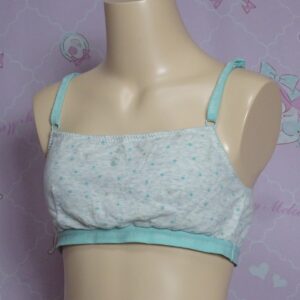8842☆☆スポーツブラ☆１6０サイズ☆女の子