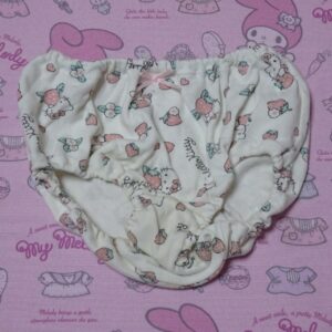 8919☆HelloKitty 120サイズ コットン　ジュニア　ショーツ