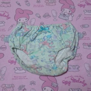 8977☆記名あり Disney 100サイズ ☆ コットン　ジュニア　ショーツ