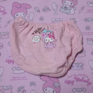 9331☆記名あり HelloKitty 100サイズ ☆ コットン　ジュニア　ショーツ