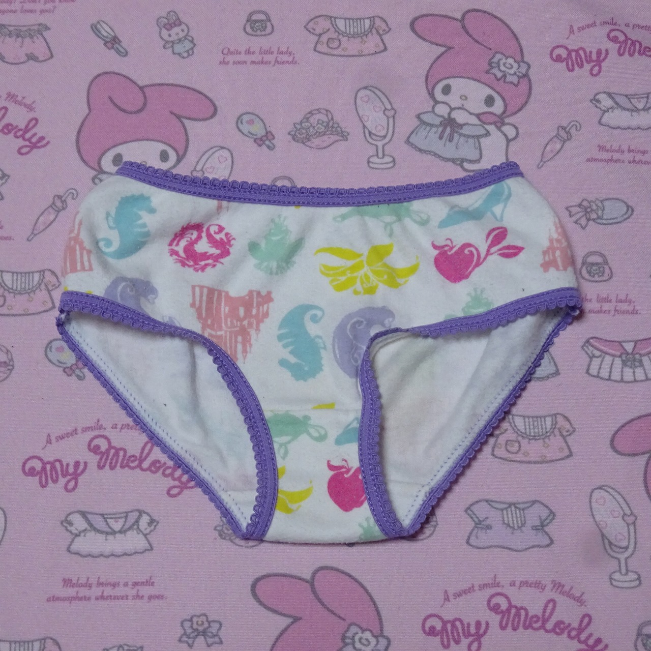 9667☆ 記名ありDisney 140サイズ相当 ☆ コットン ジュニア ショーツ