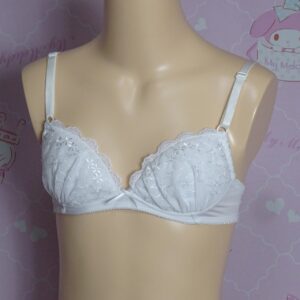 9128☆ ティーンズ  ブラ ☆Sサイズ☆女の子