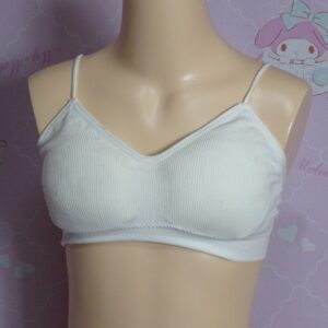 9100☆ ティーンズ スポーツブラ☆Sサイズ☆女の子