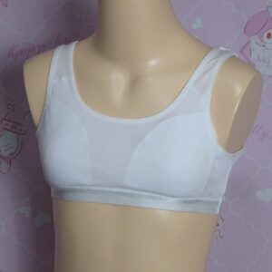 9072☆☆スポーツブラ☆１４０サイズ☆ジュニア 女の子
