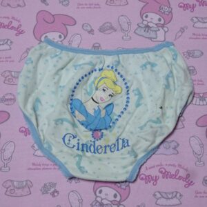 9733☆Disney 110サイズ  ☆  コットン　ジュニア　ショーツ