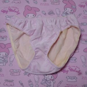 9785☆ HelloKitty  Mサイズ   ☆  コットン　ジュニア　ショーツ