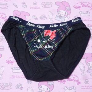 9795☆ HelloKitty Mサイズ ☆  コットン　ジュニア　ショーツ