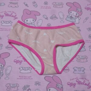 9880☆ 130サイズ相当 ☆  コットン　ジュニア　ショーツ