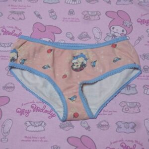 9925☆ 140サイズ相当 ☆  コットン　ジュニア　ショーツ