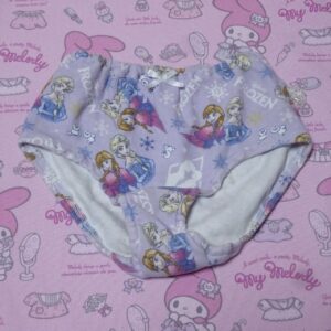 9974☆ Disney 130サイズ ☆  コットン　ジュニア　ショーツ