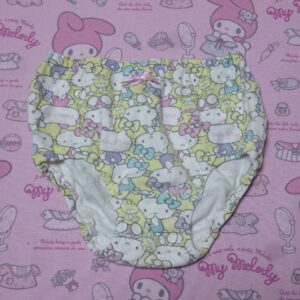 0483☆ HelloKitty 110サイズ  ☆  ジュニア  コットン  ショーツ